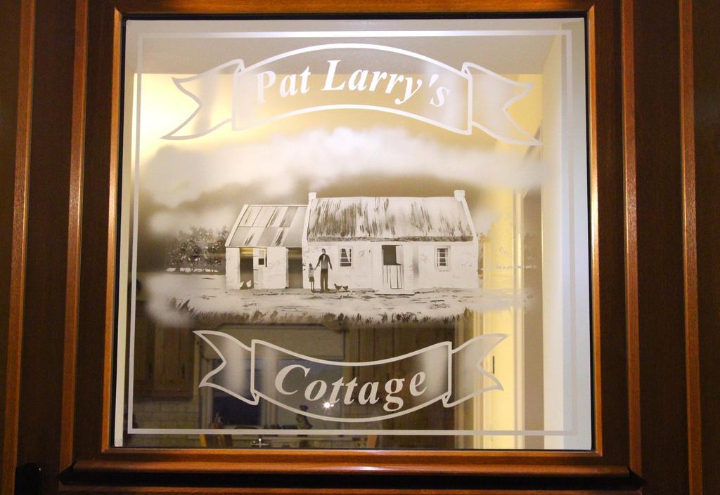 Pat Larry'S Cottage Greencastle  Habitación foto